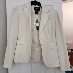 Tailor B.Moss Cream Blazer